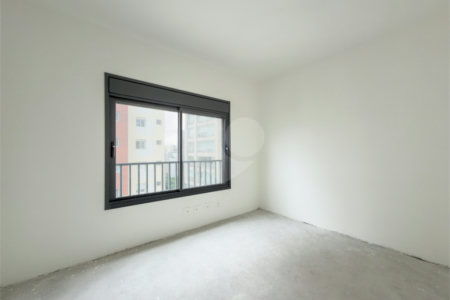 Apartamento à venda com 3 suítes em Vila Nova Conceição, São Paulo, SP
