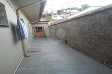 Casa à venda com 3 quartos, sendo 1 suíte, em Jardim Pinheiros, São Paulo, SP