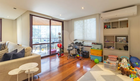 Apartamento à venda com 4 quartos, sendo 3 suítes,  em Santa Cecília, São Paulo, SP