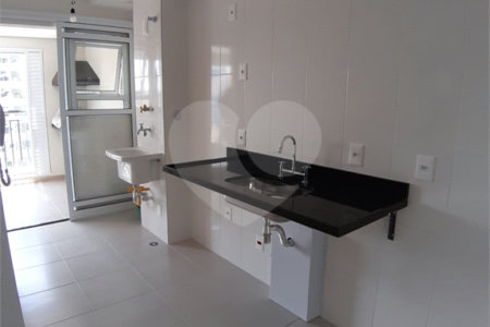 Apartamento à venda com 3 quartos, sendo 1 suíte, em Santo Antônio, São Caetano do Sul, SP