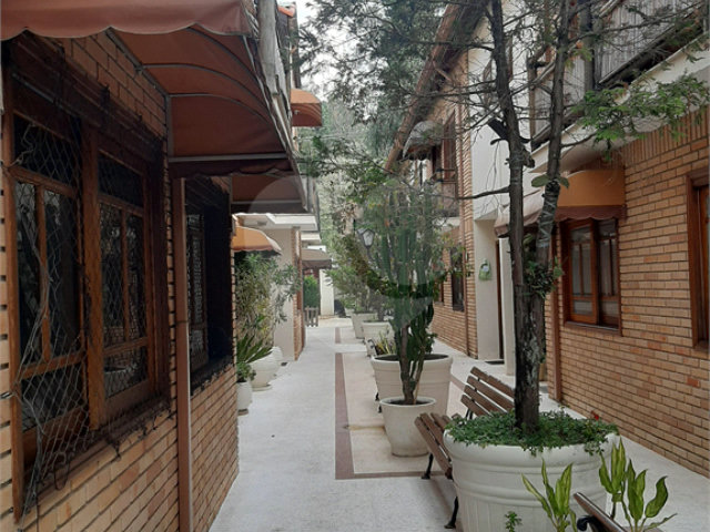 Casa à venda com 3 quartos, sendo 1 suíte,  no condomínio Barbará Ii, São Paulo - SP