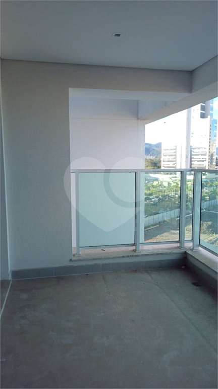 Apartamento à venda com 3 quartos, sendo 1 suíte,  em Vila Mogilar, Mogi das Cruzes, SP
