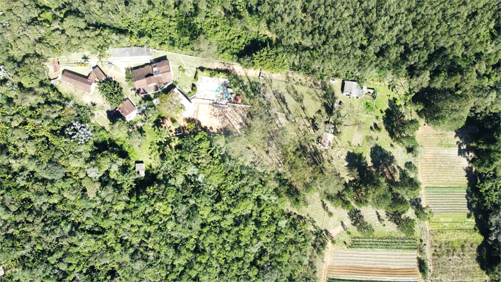 Sítio à venda com 8 quartos, sendo 4 suítes, em Boa Vista, Mogi das Cruzes, SP