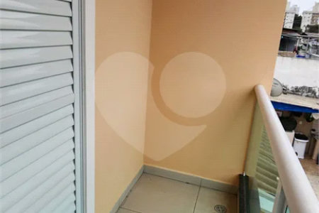 Sobrado à venda com 3 quartos, sendo 1 suíte, em Vila Vitório Mazzei, São Paulo, SP