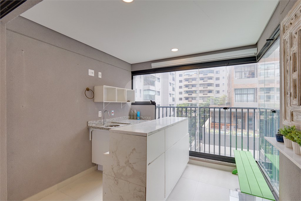 Apartamento à venda com 3 quartos, sendo 1 suíte, em Brooklin, São Paulo, SP