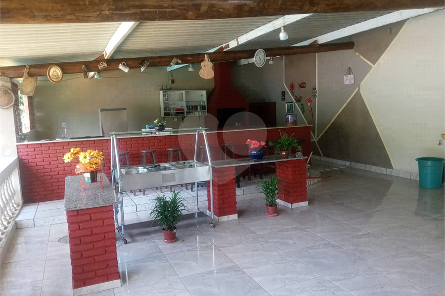 Chácara à venda com 3 quartos em Lavras, Mairiporã, SP