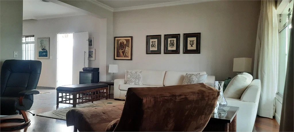Casa à venda ou para alugar com 3 suítes em Alto da Lapa, São Paulo, SP