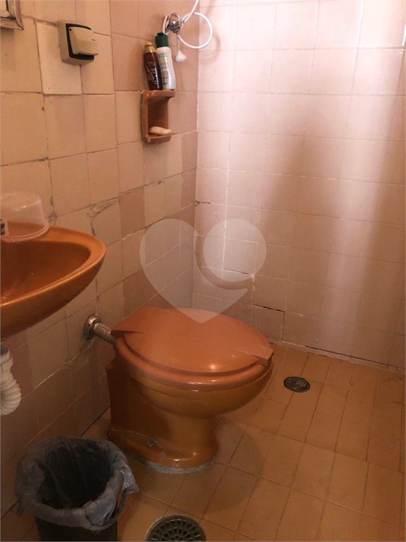 Sobrado à venda com 5 quartos, sendo 1 suíte,  em Jardim São Bento, São Paulo, SP
