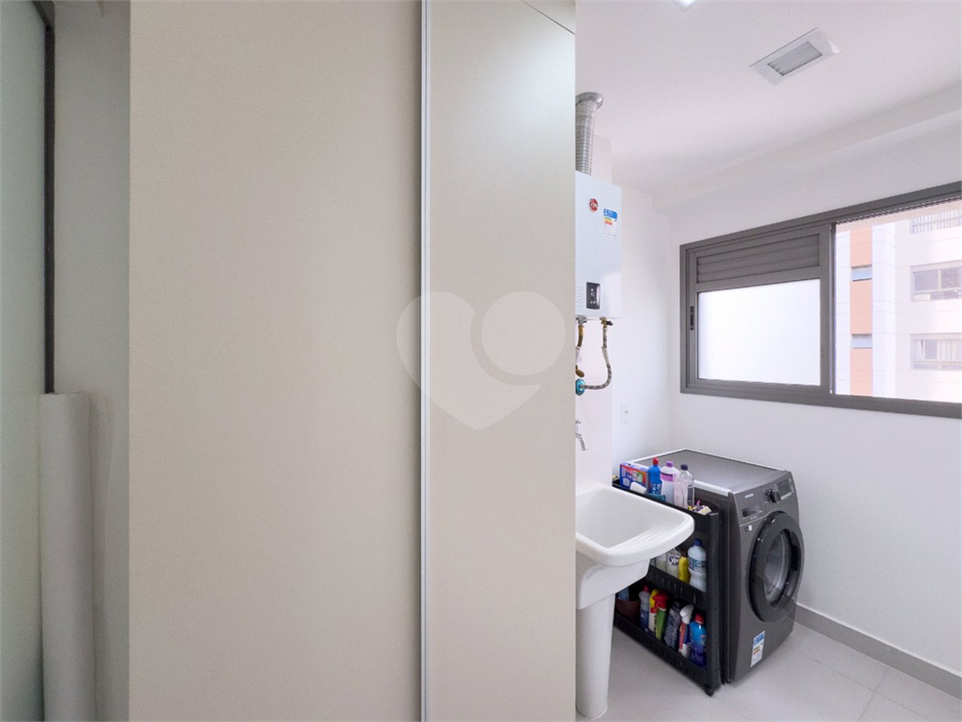 Apartamento à venda com 2 quartos, sendo 1 suíte,  em Jardim Prudência, São Paulo, SP