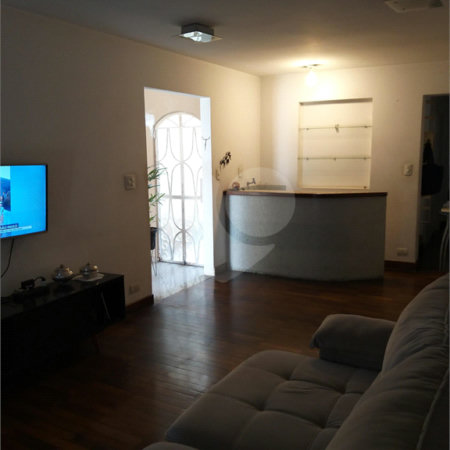 Sobrado à venda com 3 quartos, sendo 1 suíte, em Vila Paulista, São Paulo, SP