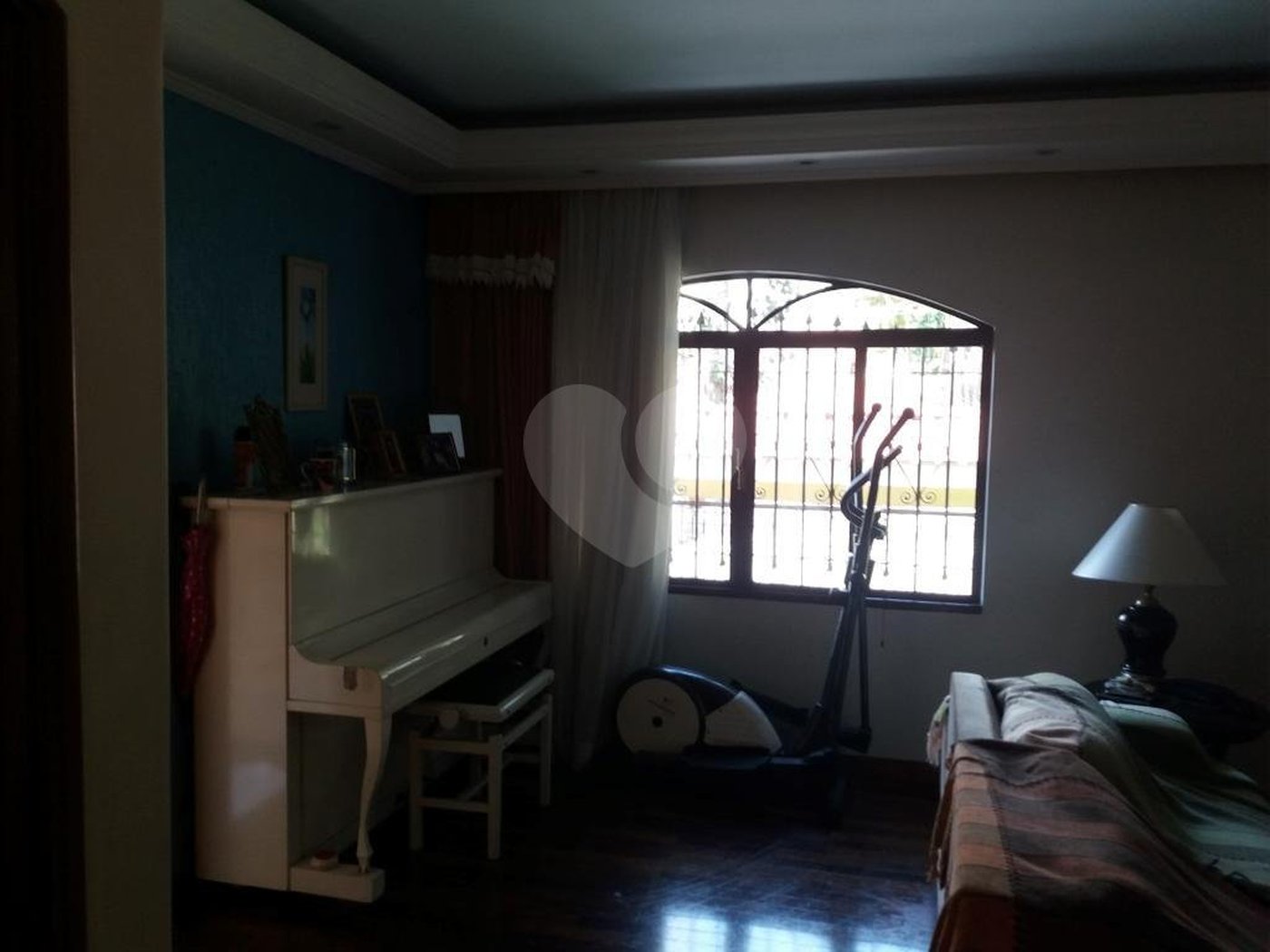 Sobrado à venda com 4 quartos, sendo 2 suítes, em Tremembé, São Paulo, SP