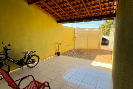 Casa à venda com 2 quartos, sendo 1 suíte,  em Bosque das Araras, Três Lagoas, MS