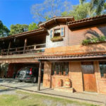 Casa à venda com 3 quartos, sendo 1 suíte, no condomínio Associação Reserva das Hortênsias, Mairiporã - SP