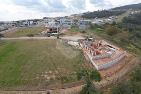 Imperdível! Terreno à Venda no Condomínio Santa Isabel em Louveira