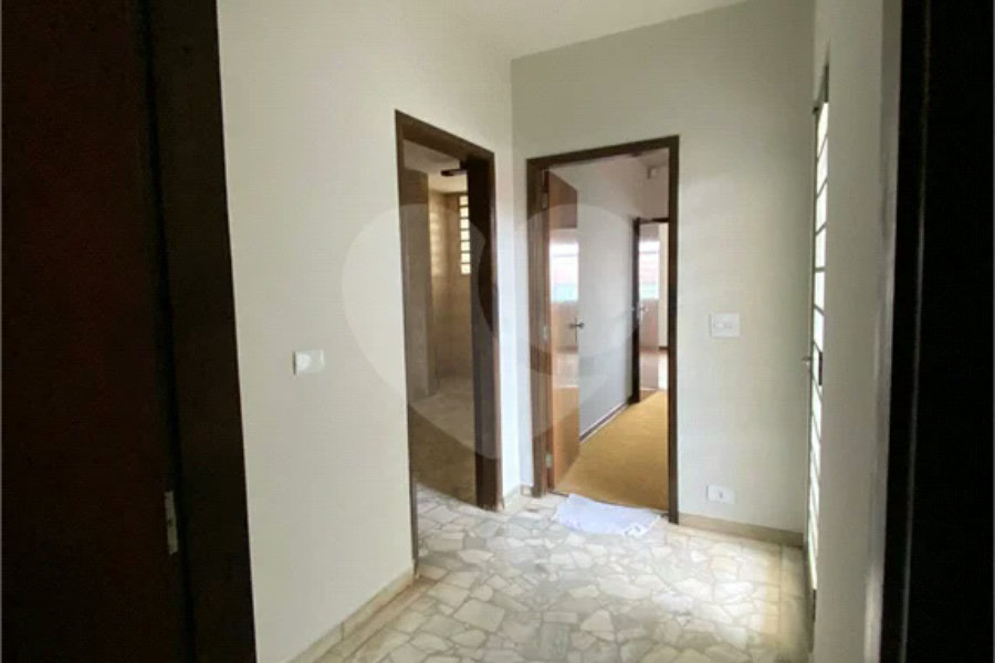 Sobrado comercial para alugar com 3 quartos no Centro de Piracicaba
