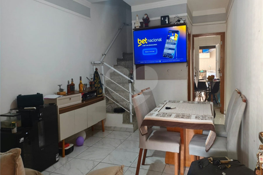 Sobrado à venda com 3 quartos, sendo 1 suíte, em Tremembé, São Paulo, SP