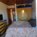 Sobrado à venda com 3 quartos, sendo 1 suíte, em Vila Isabela, Campos do Jordão, SP