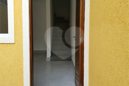 Sobrado à venda com 2 quartos em Vila Ponte Rasa, São Paulo, SP