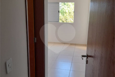 Sobrado à venda com 2 suítes em Jardim Nely, Indaiatuba, SP