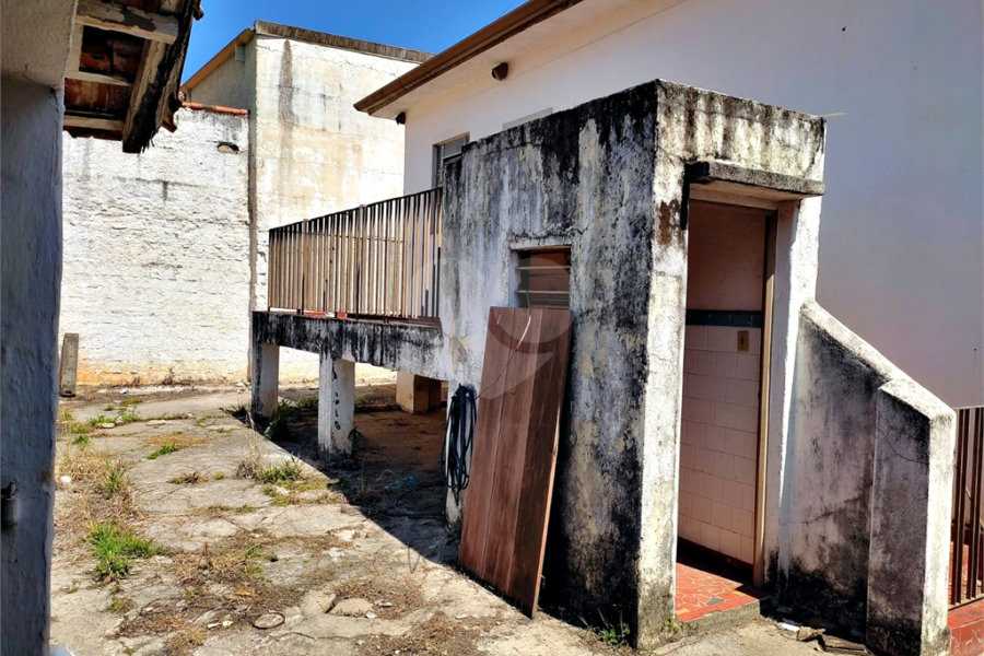 Casa Térrea à venda com 3 quartos em Horto, São Paulo, SP