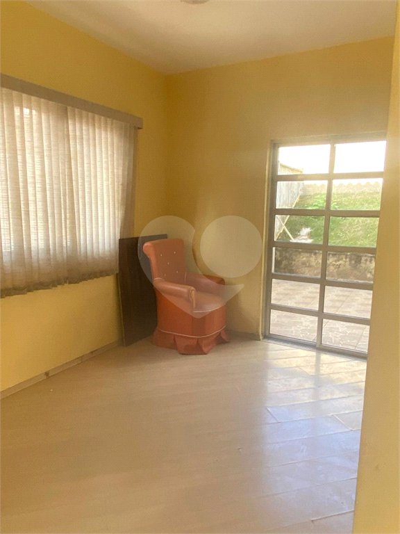 Casa à venda com 3 quartos, sendo 1 suíte,  em Vila Suissa, Mogi das Cruzes, SP