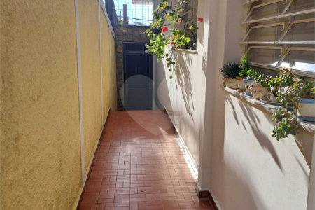 Casa Térrea à venda com 3 quartos, sendo 2 suítes,  em Vila Oliveira, Mogi das Cruzes, SP