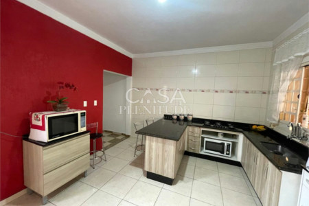 Sobrado à venda com 2 quartos em Vila Eros, Sorocaba, SP