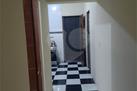Casa à venda com 2 quartos em Parque Industrial, São Paulo, SP
