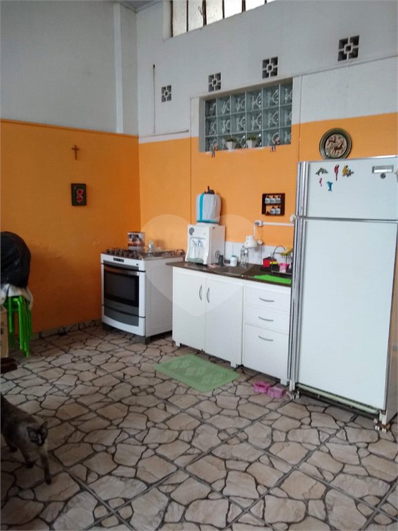 Casa à venda com 2 quartos, sendo 1 suíte, em Vila Piauí, São Paulo, SP