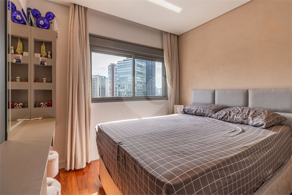 Apartamento à venda com 3 suítes em Brooklin, São Paulo, SP