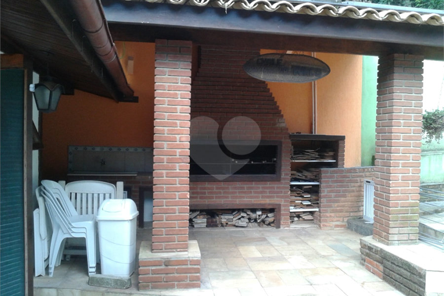 Casa à venda com 4 suítes no condomínio Sausalito, Mairiporã - SP