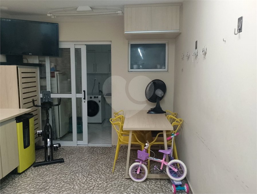 Sobrado à venda com 3 quartos, sendo 2 suítes, em Vila Dom Pedro I, São Paulo, SP