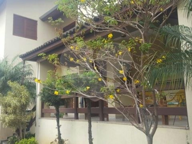 Sobrado à venda com 5 quartos, sendo 1 suíte,  em Jardim Virginia Bianca, São Paulo, SP