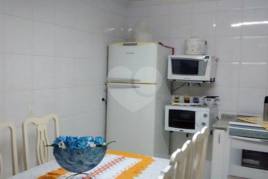 Sobrado à venda com 4 suítes em Parque Renato Maia, Guarulhos, SP
