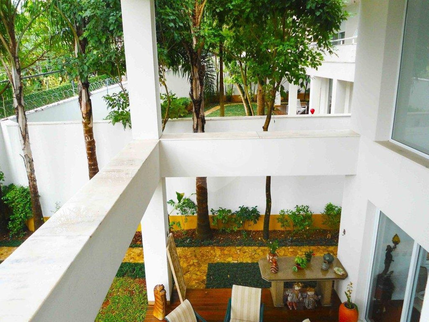 Casa à venda com 4 suítes no condomínio Vila Alba, São Paulo - SP