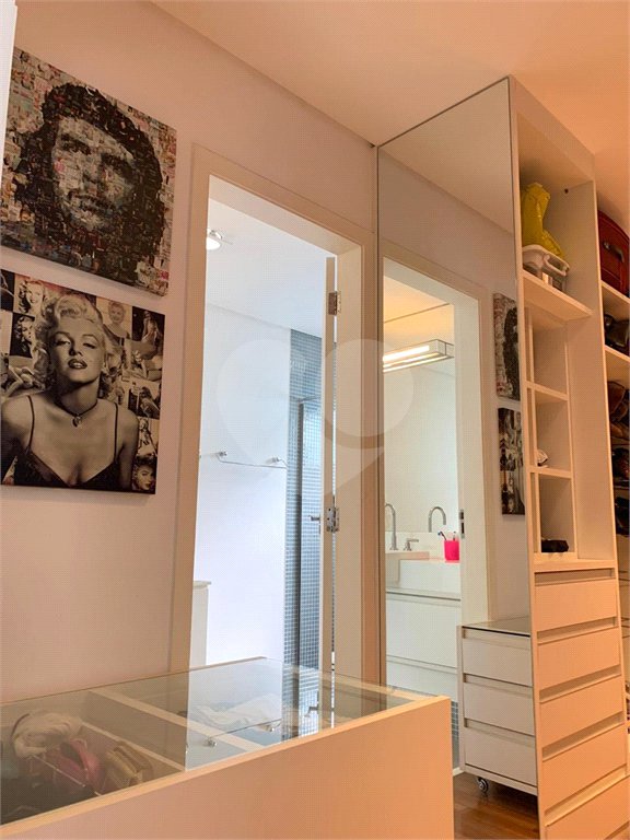 Casa à venda com 4 suítes em Santana, São Paulo, SP