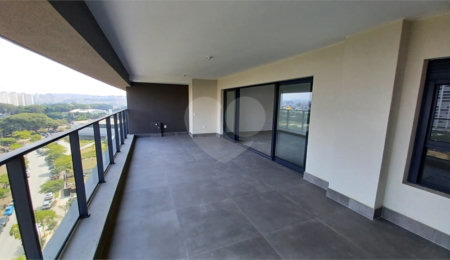 Apartamento à venda com 4 quartos, sendo 2 suítes, em Água Branca, São Paulo, SP