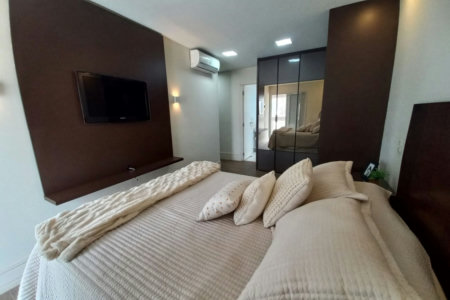 Apartamento com 2 dormitórios à venda, 99 m² por R$ 1.650.000,00 - Gonzaga - Santos/SP