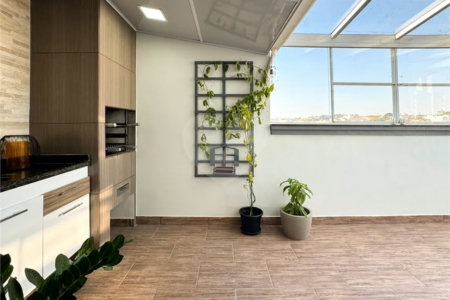 Casa à venda com 3 suítes em Água Fria, São Paulo, SP