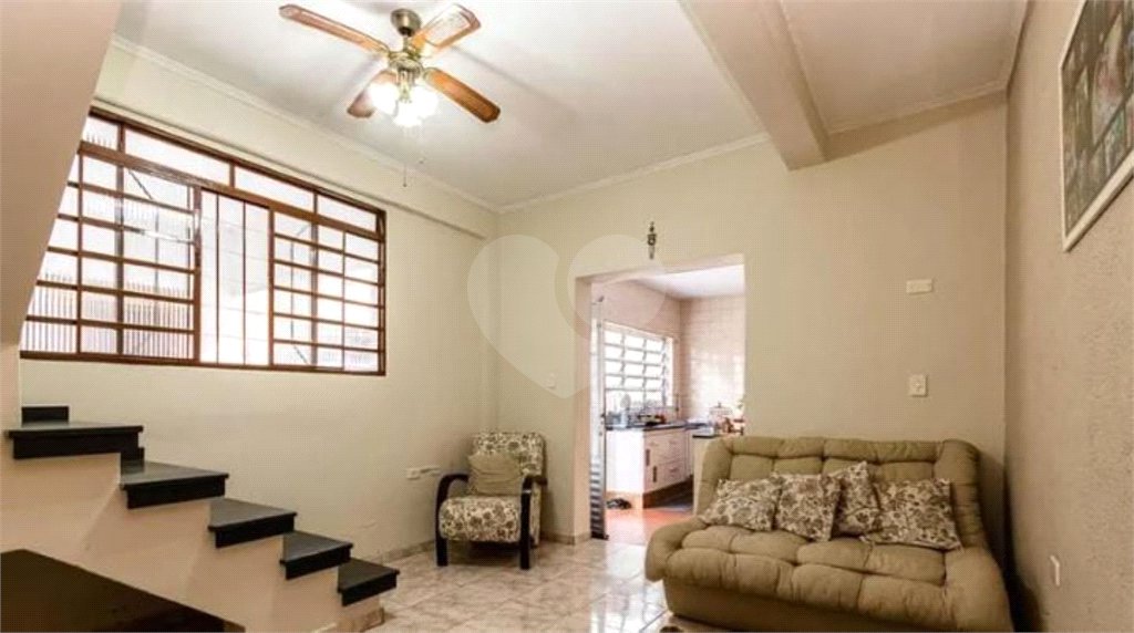 Sobrado à venda com 4 quartos, sendo 1 suíte,  em Vila Dalila, São Paulo, SP