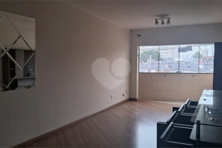 Apartamento à venda com 3 quartos, sendo 1 suíte,  em Cambuci, São Paulo, SP