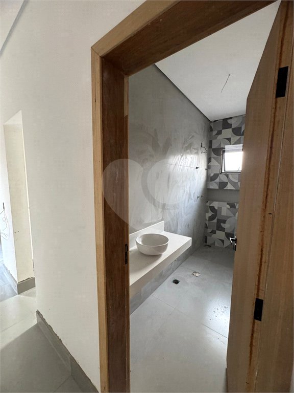 Casa à venda com 3 suítes no condomínio Reserva Central Parque, Salto - SP