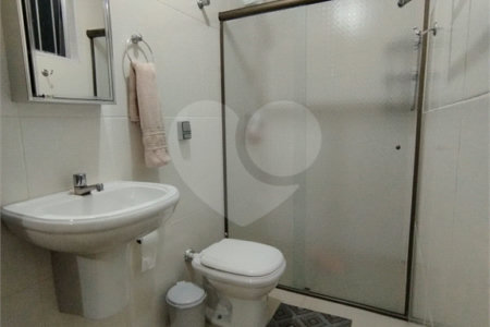 Casa à venda com 2 quartos no condomínio Casa Geminada, São Paulo - SP