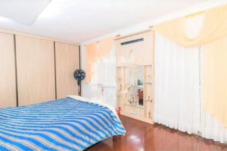 Sobrado à venda com 4 quartos, sendo 3 suítes,  em Vila Mazzei, São Paulo, SP
