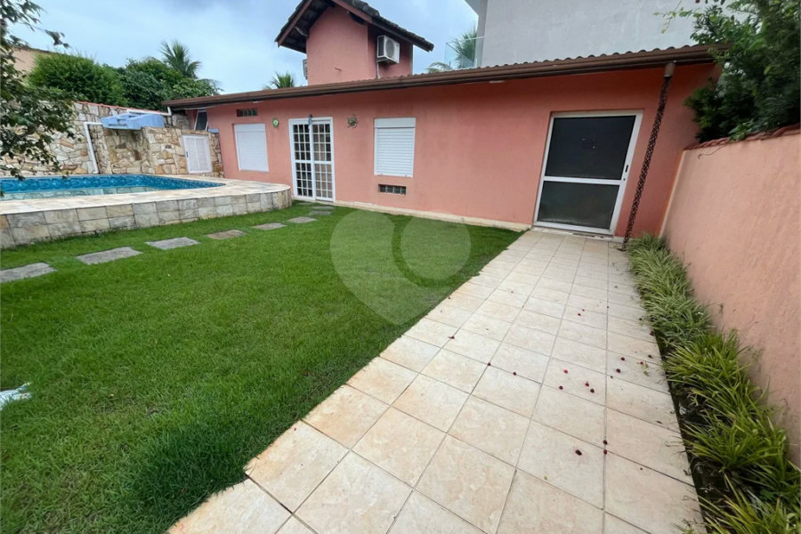 Casa à venda com 6 quartos, sendo 3 suítes, em Morada da Praia, Bertioga, SP