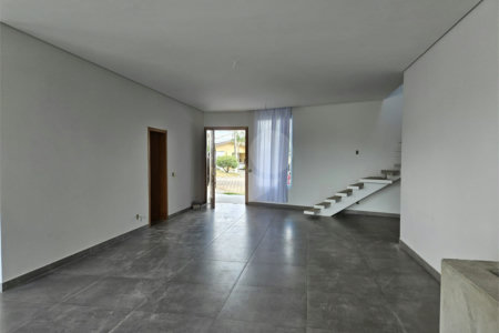 Casa à venda com 4 suítes no condomínio Portal da Vila Rica, Itu - SP