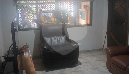Sobrado à venda com 3 quartos, sendo 1 suíte,  em Parque da Lapa, São Paulo, SP