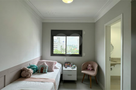 Apartamento à venda com 3 suítes em Jardim Prudência, São Paulo, SP
