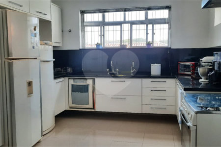 Casa à venda ou para alugar com 3 suítes em Alto da Lapa, São Paulo, SP