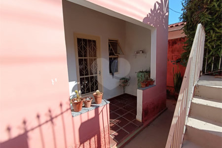 Casa à venda com 5 quartos, sendo 1 suíte, em Jardim Itália, Itapetininga, SP